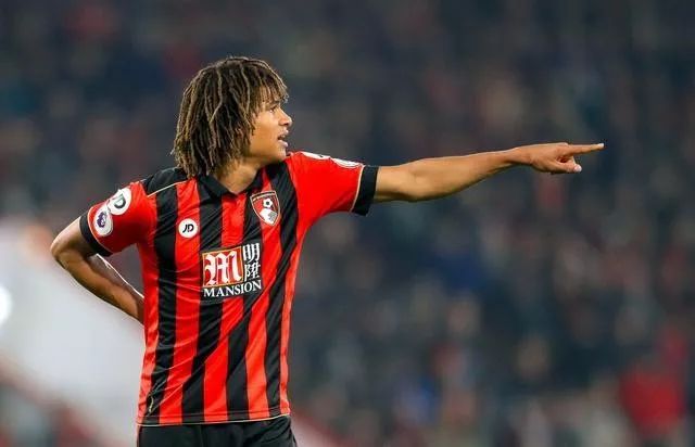  格拉利什造三球，曼城半场横扫伯恩茅斯  